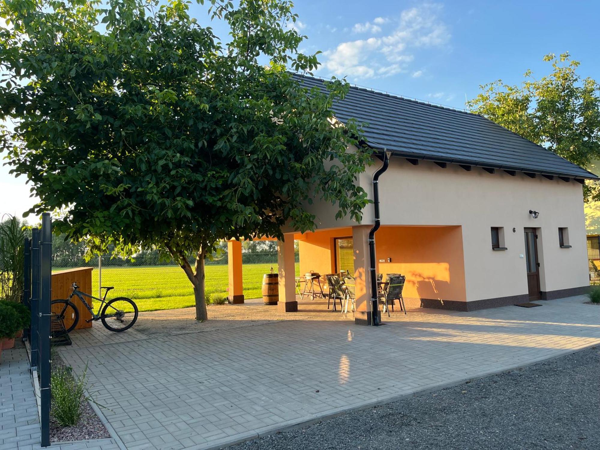 Rekreacni Dum U Jezer, Milovice 6 Villa ภายนอก รูปภาพ